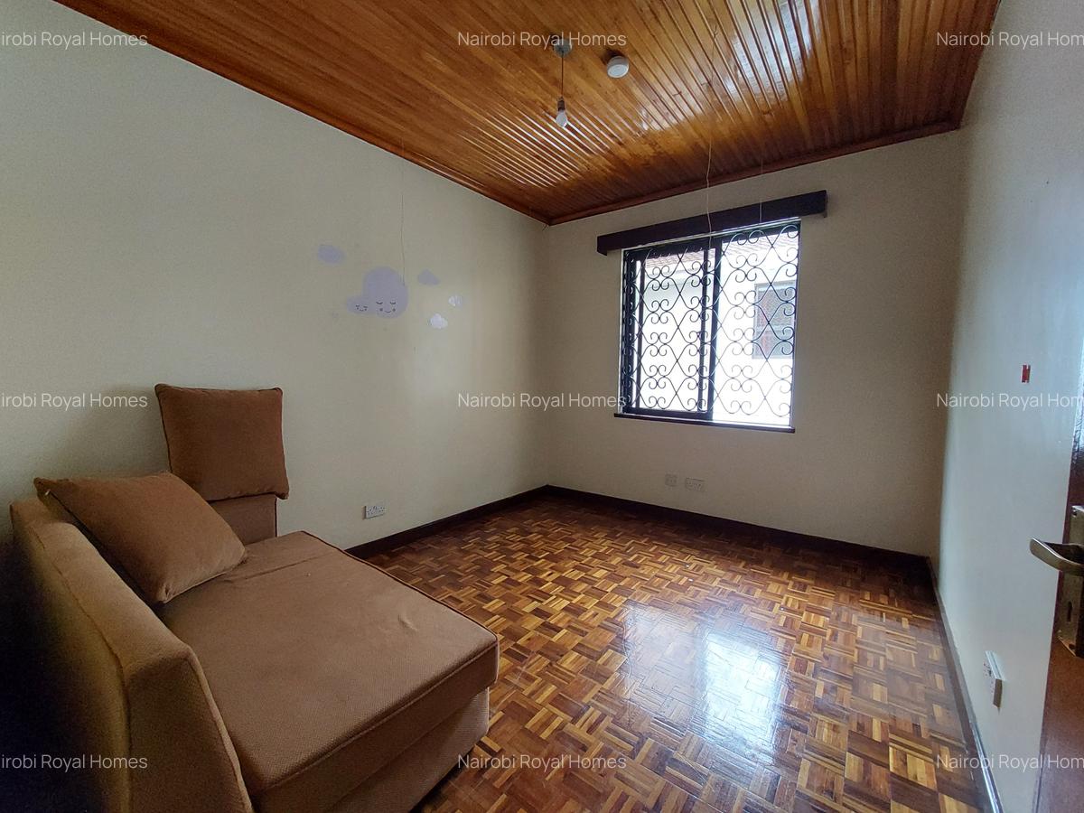 6 Bed Townhouse with En Suite at Algeyo Marakwet Close - 10