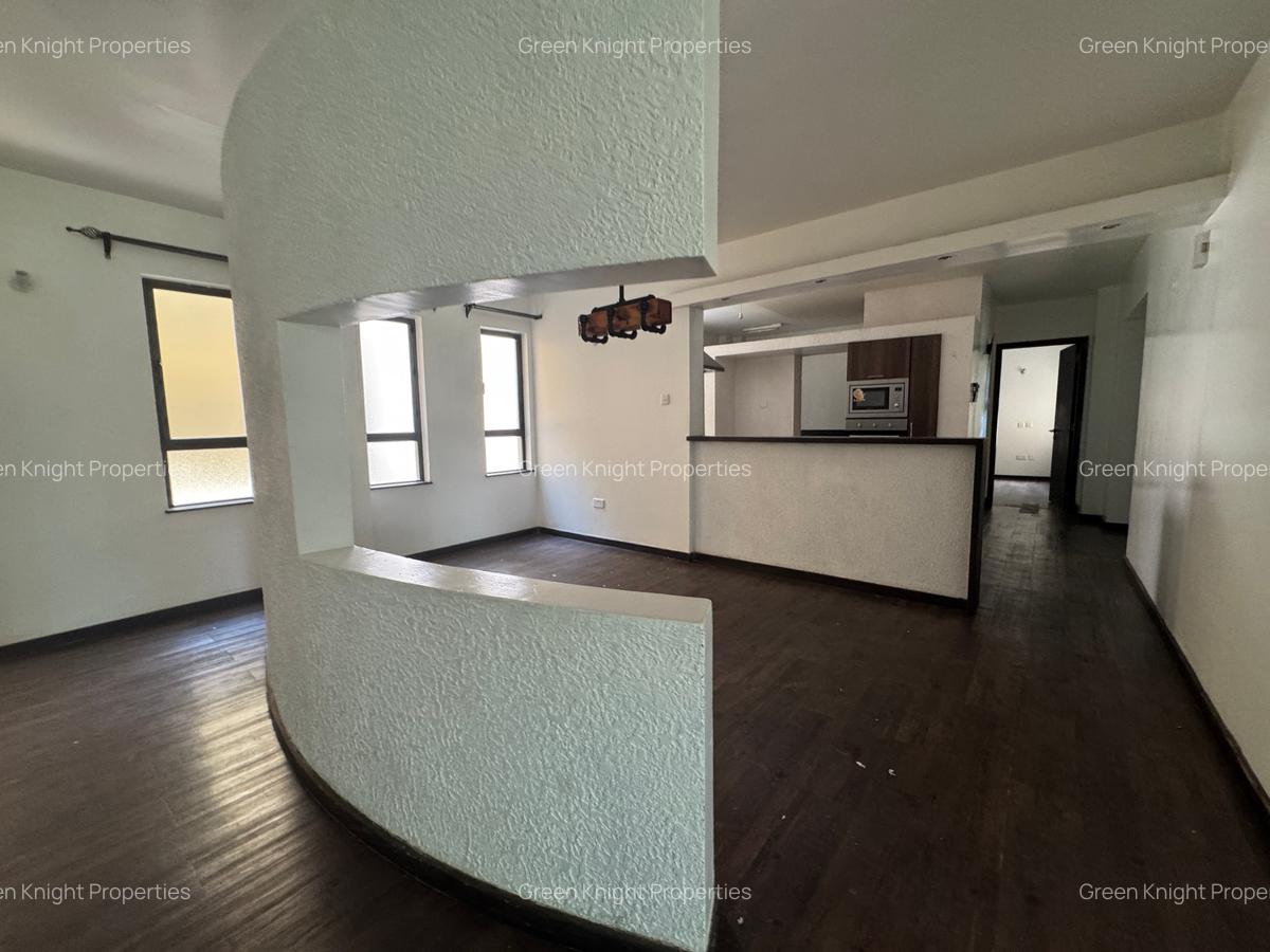 Serviced 3 Bed Apartment with En Suite in Kileleshwa - 9