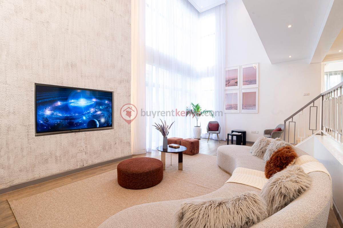 4 Bed Townhouse with En Suite at Brookview - 9