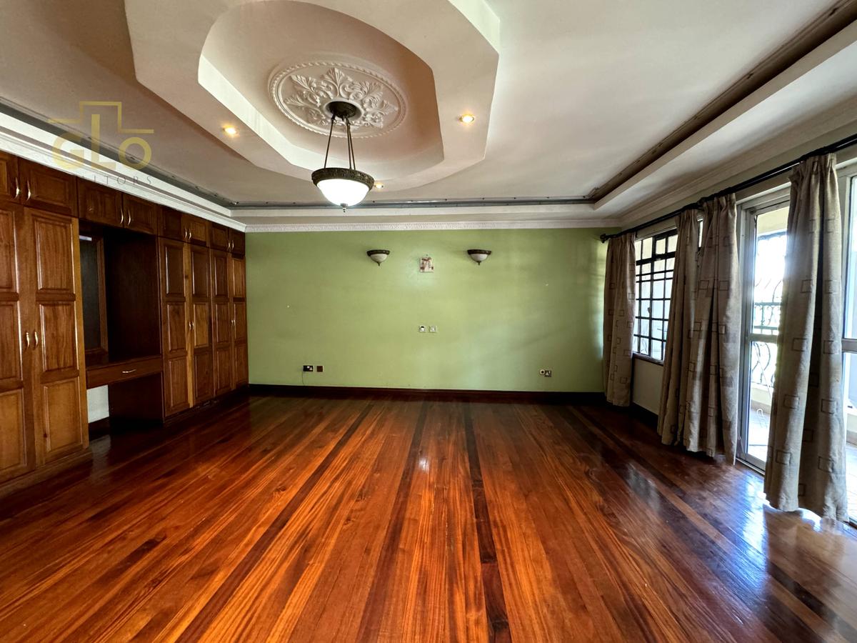 5 Bed Townhouse with En Suite in Kileleshwa - 11