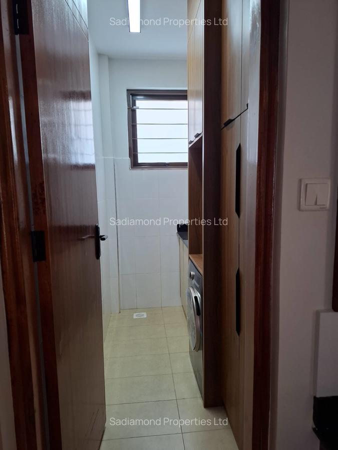 2 Bed House with En Suite in Ridgeways - 12