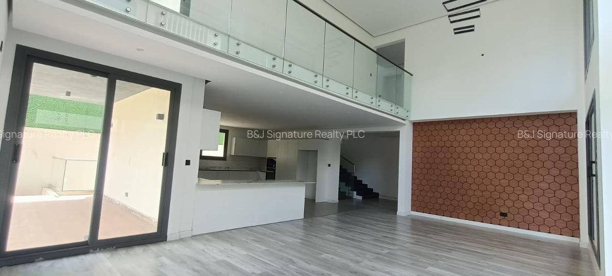 5 Bed Villa with En Suite in Lavington - 3