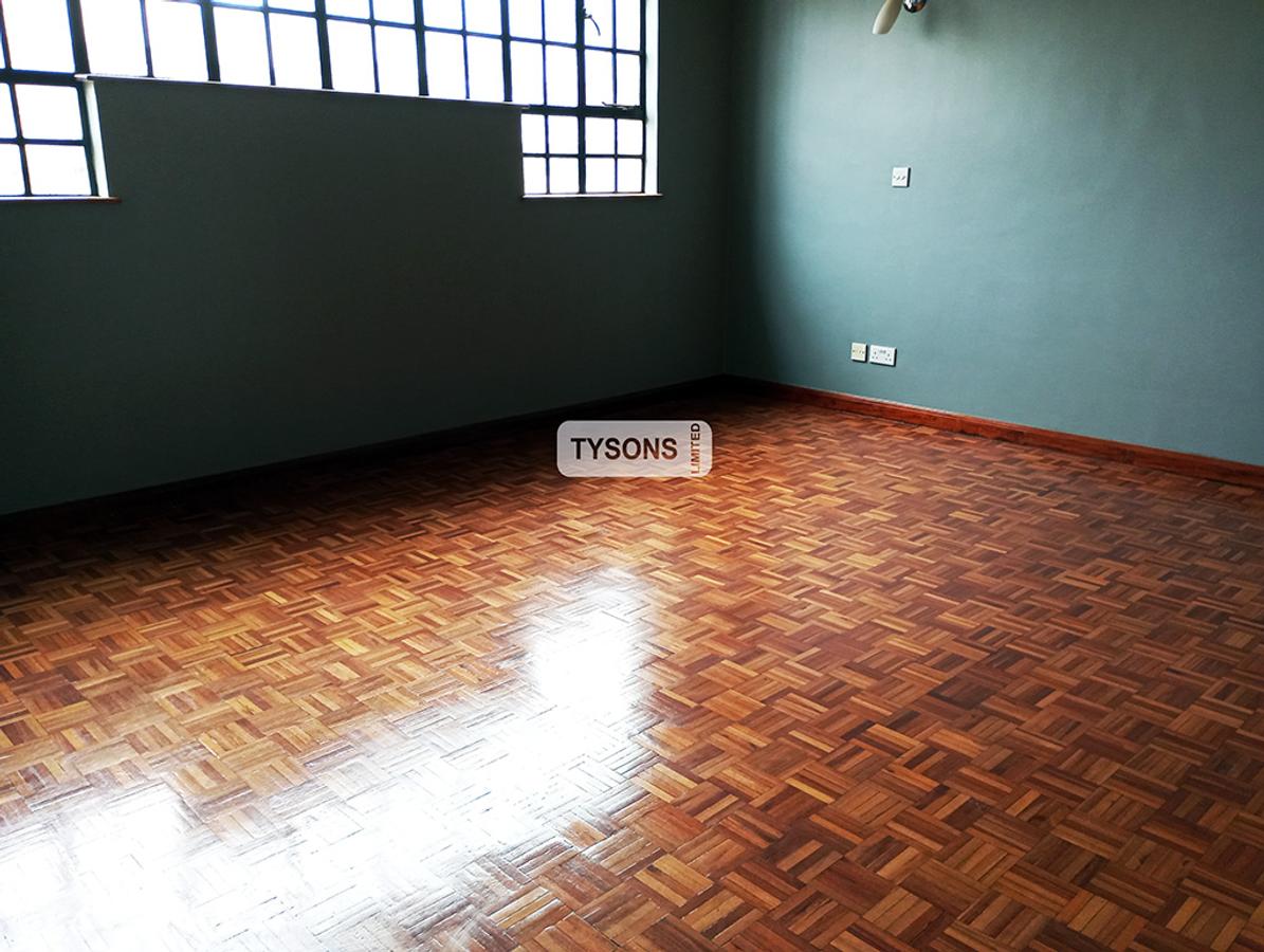 4 Bed Apartment with En Suite in Kilimani - 4