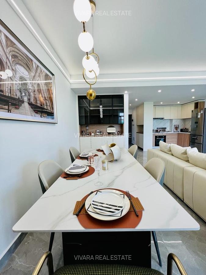 1 Bed Apartment with En Suite in Lavington - 4