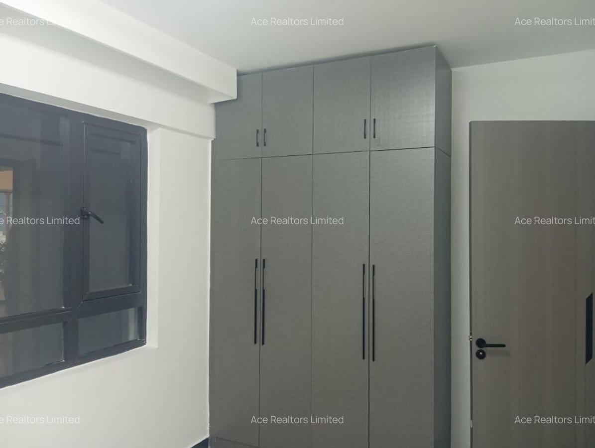 2 Bed Apartment with En Suite at Valley Arcade - 8