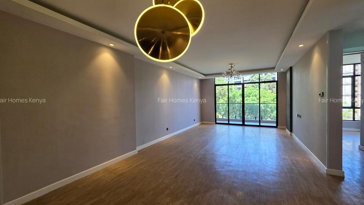 3 Bed Apartment with En Suite at Brookside Drive - 7