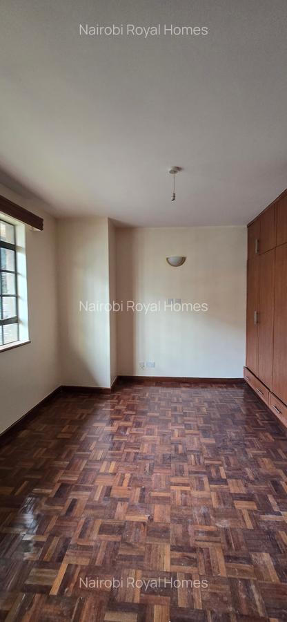 3 Bed Apartment with En Suite at Oak Wood 45 - 12