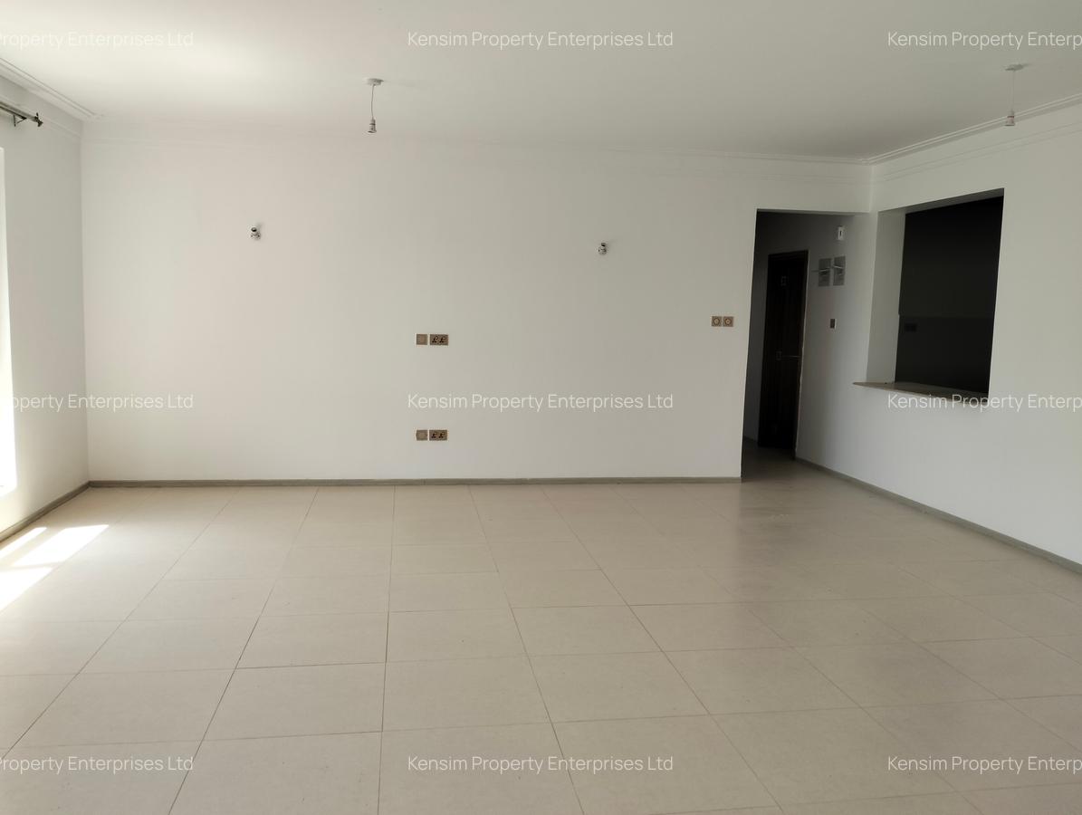 3 Bed Apartment with En Suite in Westlands Area - 14