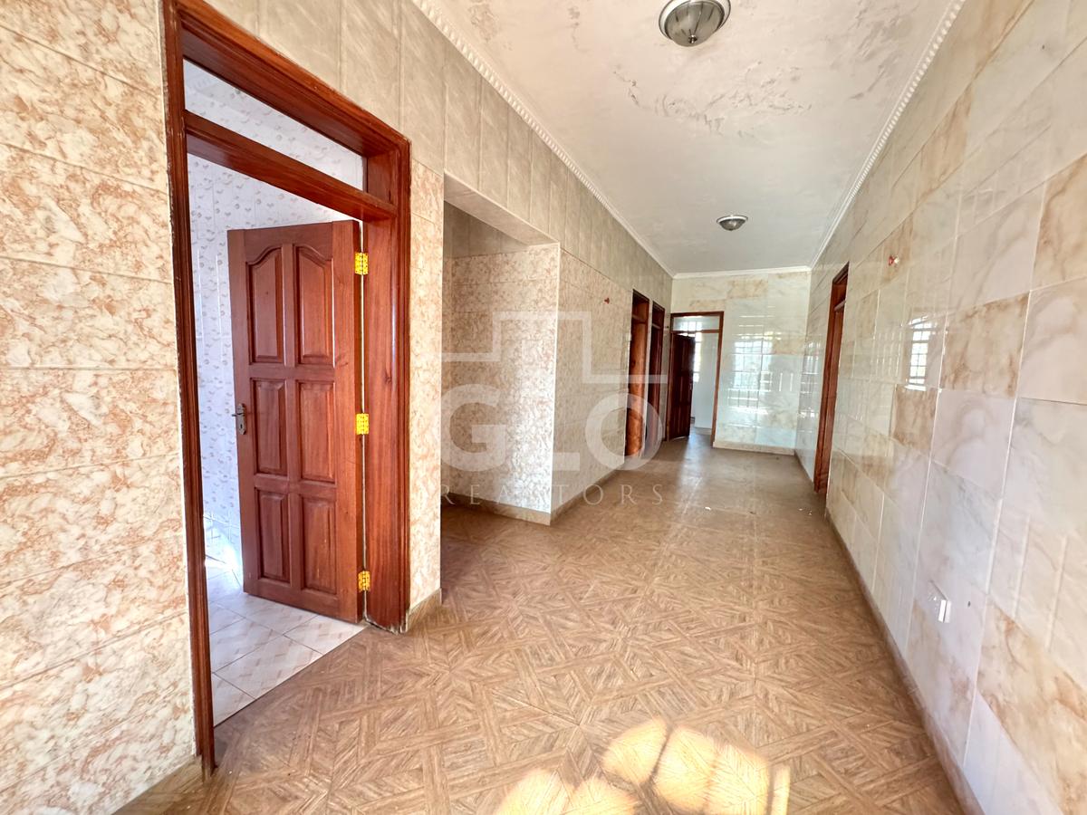 10,000 ft² Commercial Property with Service Charge Included at Muthaiga North - 14