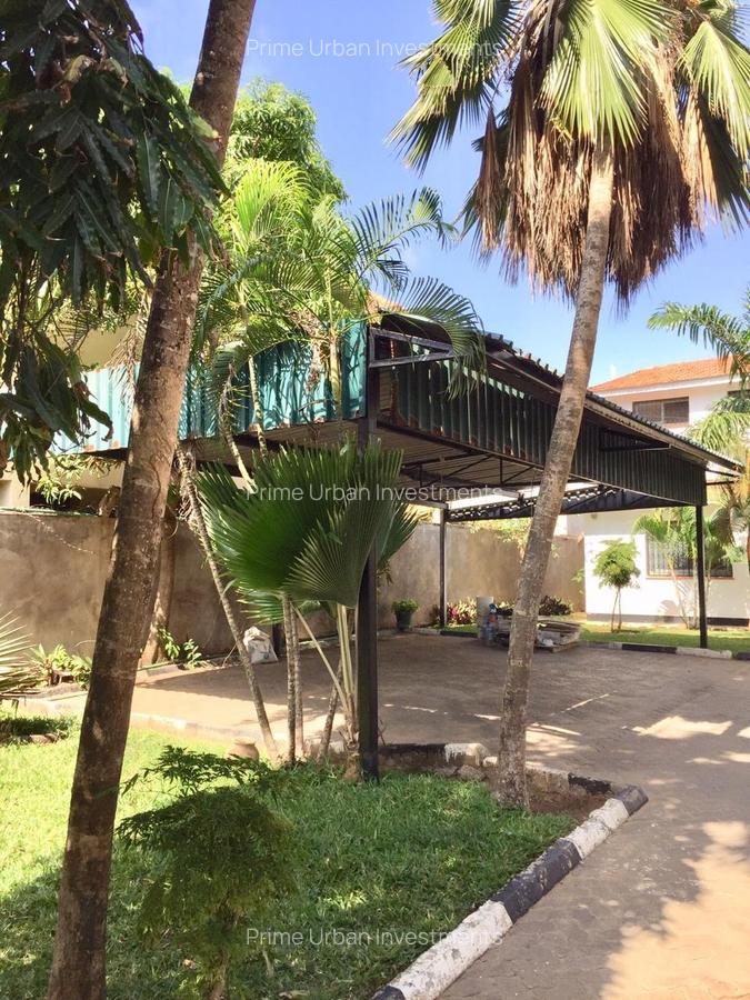 4 Bed House with En Suite in Nyali Area - 7