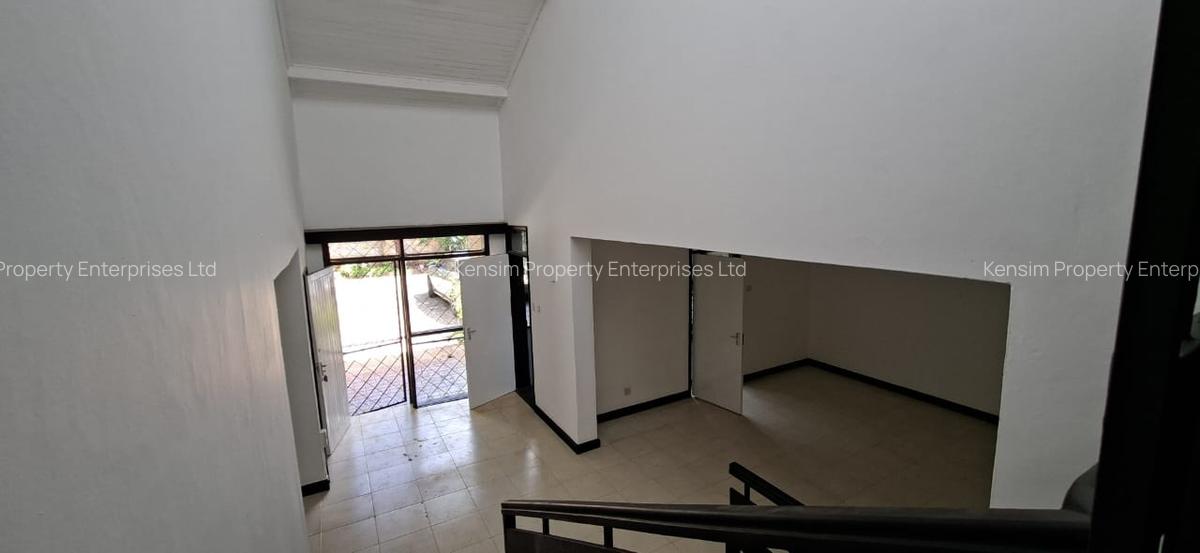 4 Bed Townhouse with En Suite in Lavington - 2