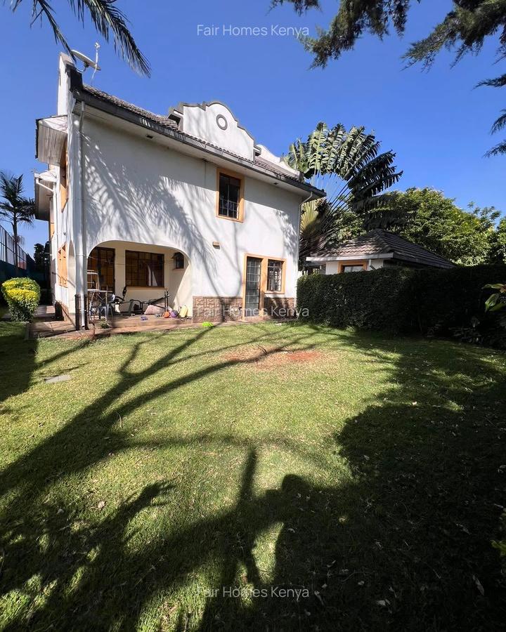 4 Bed Townhouse with En Suite at Lavington Green - 1