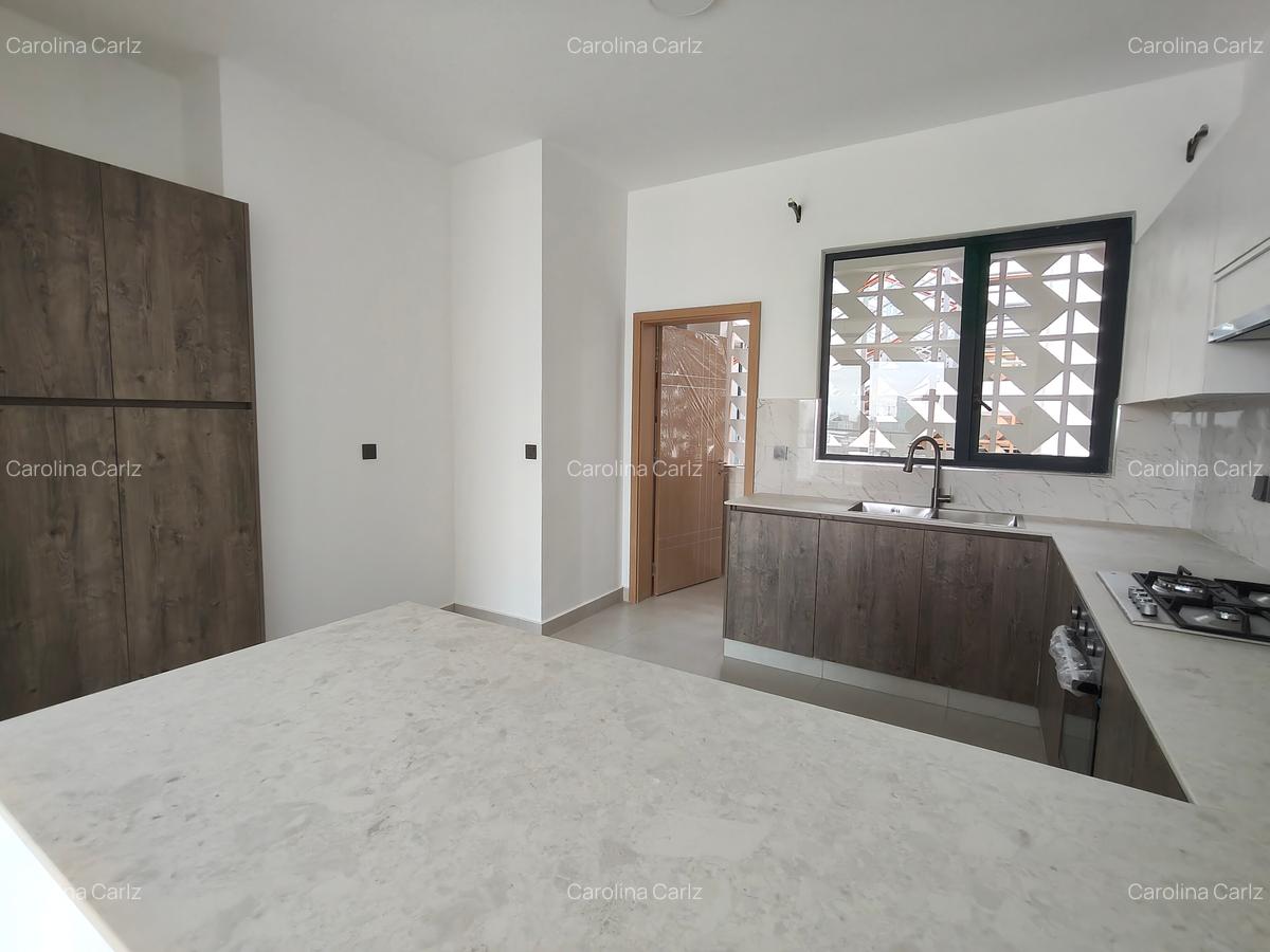 2 Bed Apartment with En Suite at Brookside Drive - 7