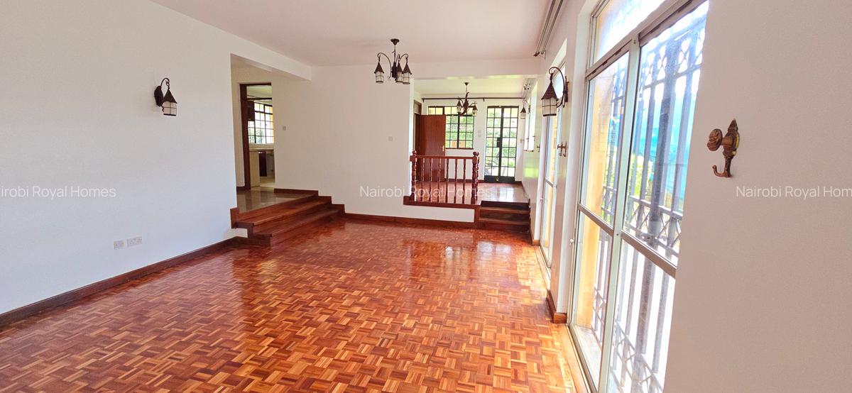 4 Bed Townhouse with En Suite at Lavington Road - 19