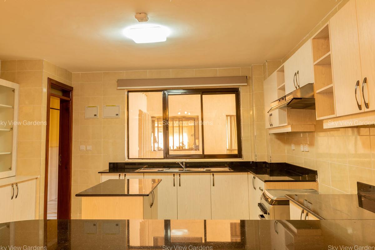 3 Bed Apartment with En Suite at Church Road - 6