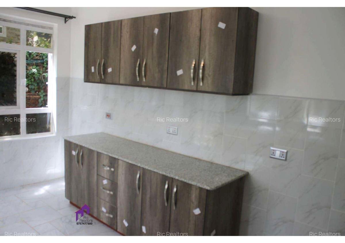 3 Bed Townhouse with En Suite at Silanga Road - 8