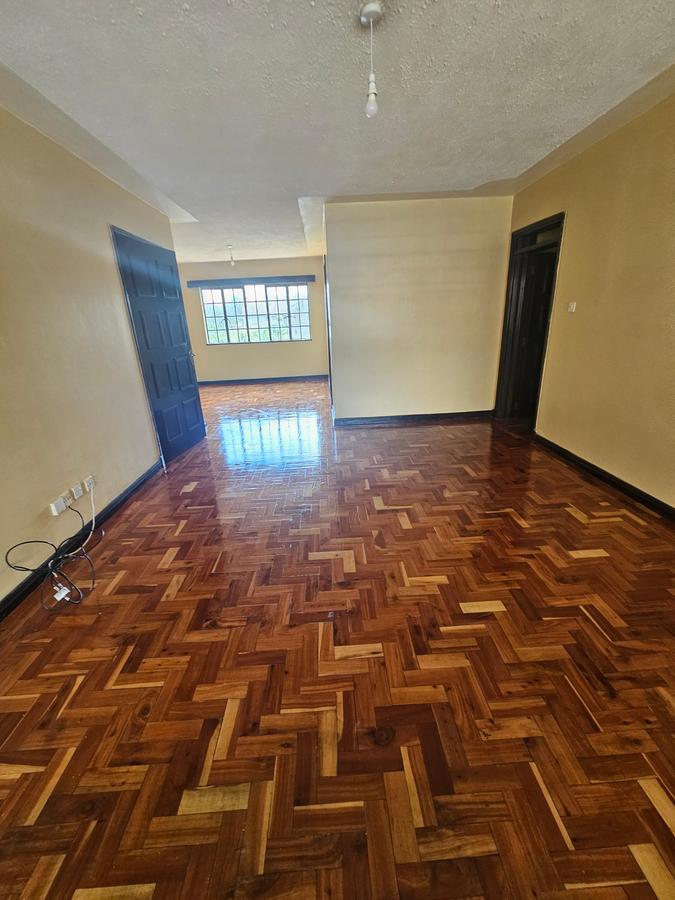 3 Bed Apartment with En Suite at Lavington - 2