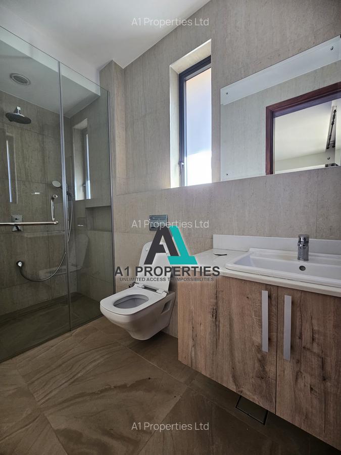 5 Bed Townhouse with En Suite in Lavington - 18