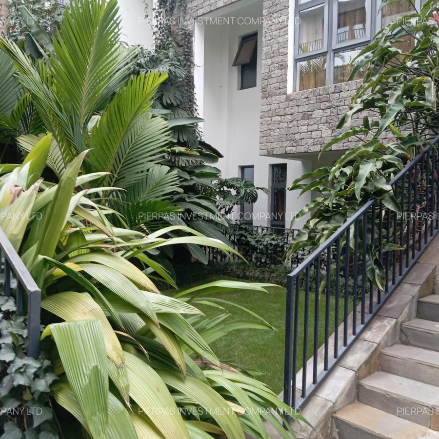 Serviced 2 Bed Apartment with En Suite in Spring Valley - 7