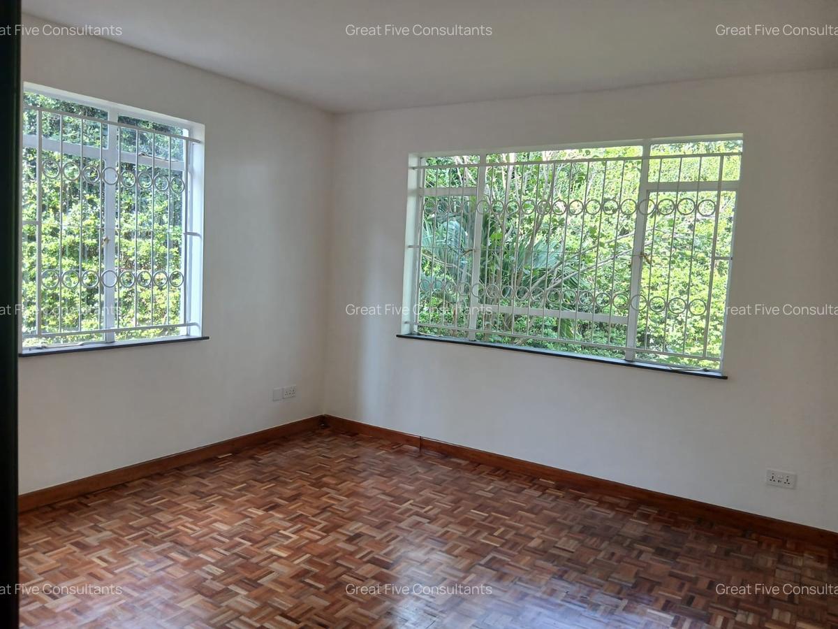 4 Bed Villa with En Suite in Runda - 11