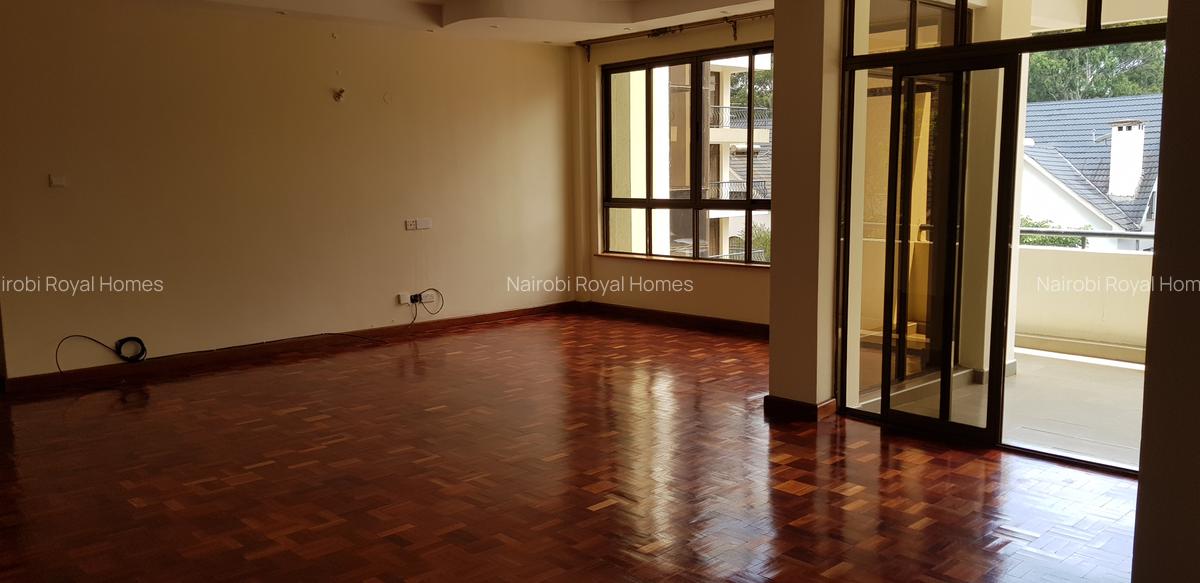 3 Bed Apartment with En Suite at Lavington Heights - 15