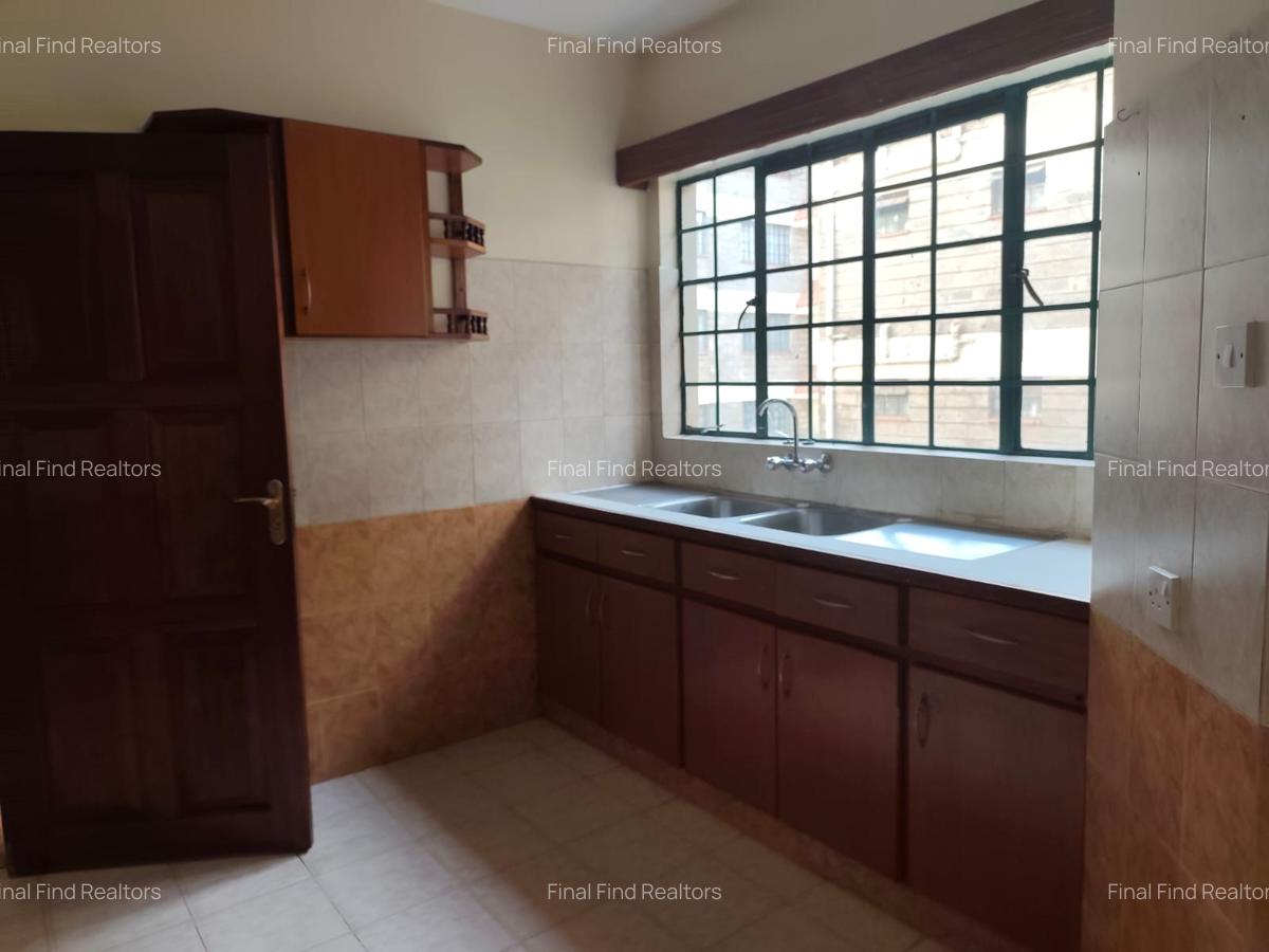 4 Bed Apartment with Staff Quarters in Westlands Area - 12