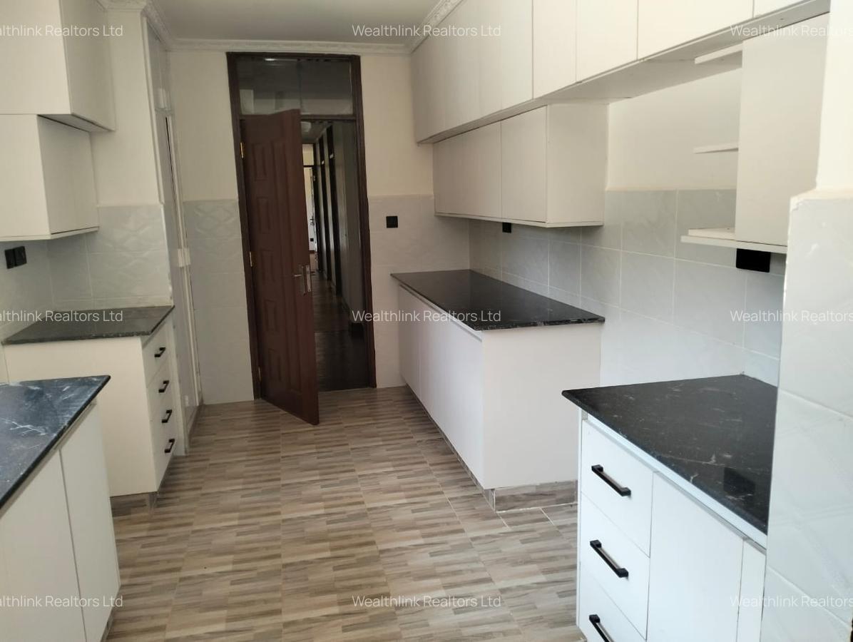 4 Bed House with En Suite at Loresho - 11