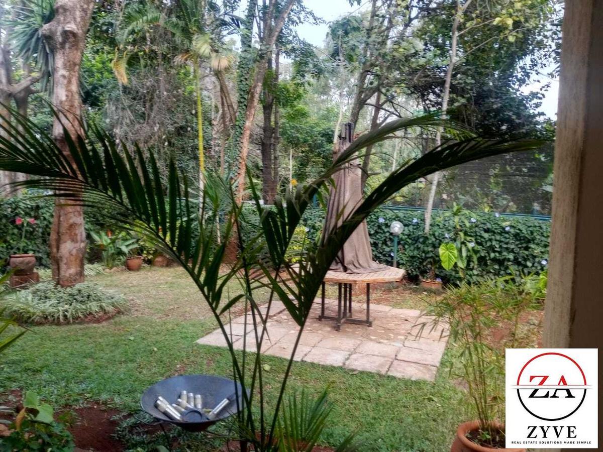 5 Bed Townhouse with En Suite in Lavington - 6