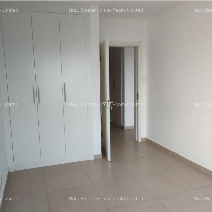2 Bed Apartment with En Suite in Lavington - 7