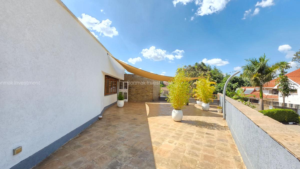 4 Bed House with En Suite at Old Runda - 15