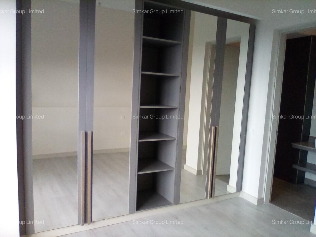 4 Bed Townhouse with En Suite at Tilisi - 12