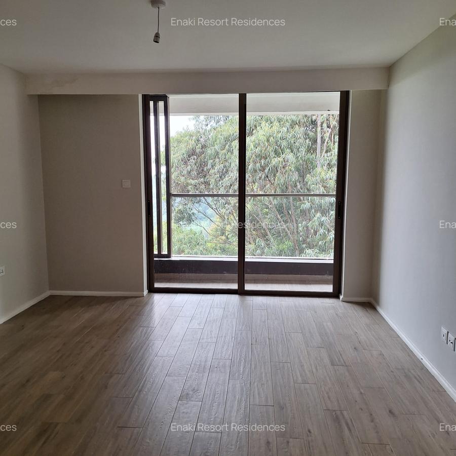 1 Bed Apartment with En Suite at Red Hill Road - 6