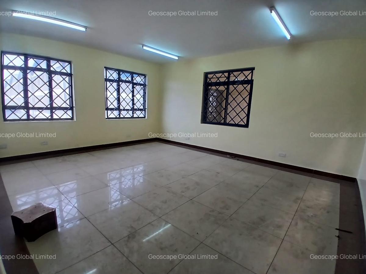 6,500 ft² Warehouse with Backup Generator in Industrial Area - 7