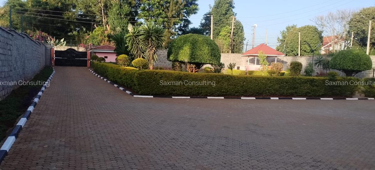 7 Bed House with En Suite in Runda - 7