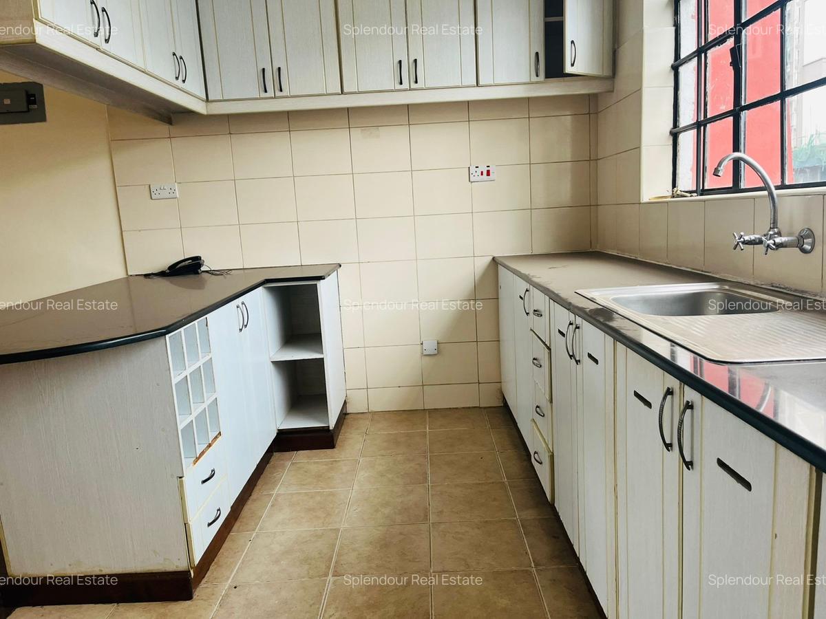 2 Bed Apartment with En Suite in Lavington - 8