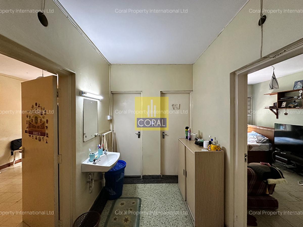 4 Bed Townhouse in Westlands Area - 10