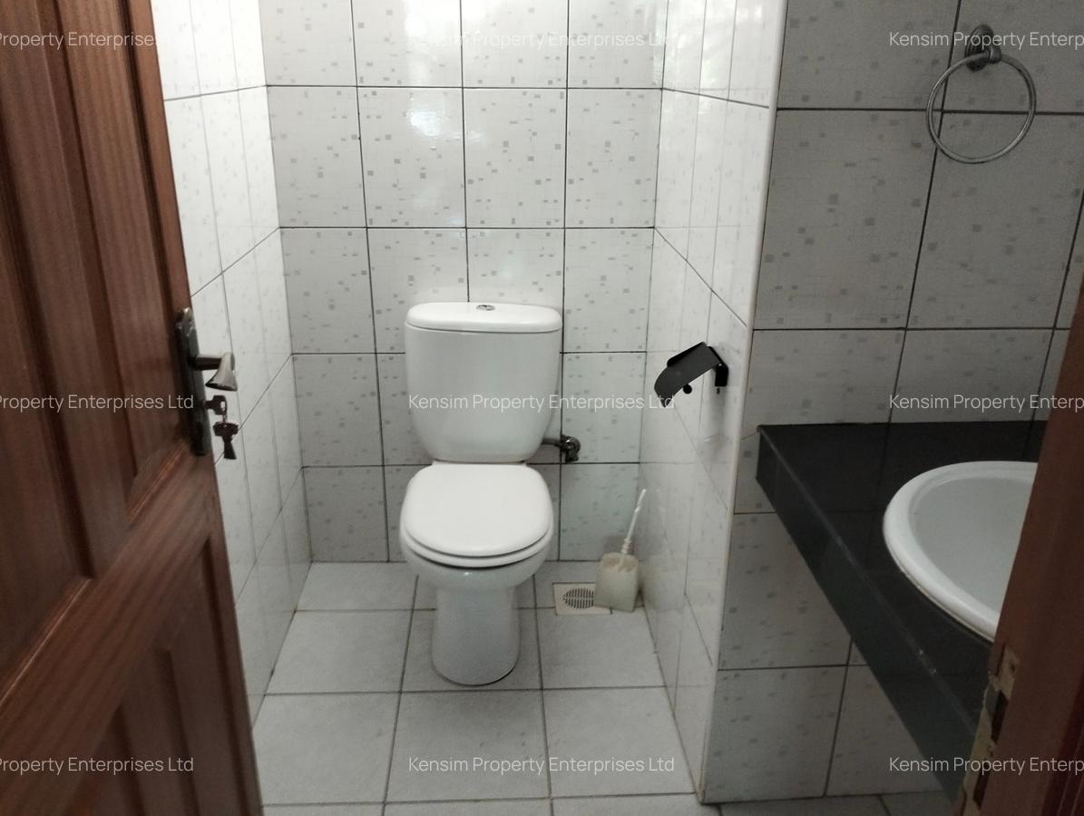 4 Bed Townhouse with En Suite in Lavington - 12