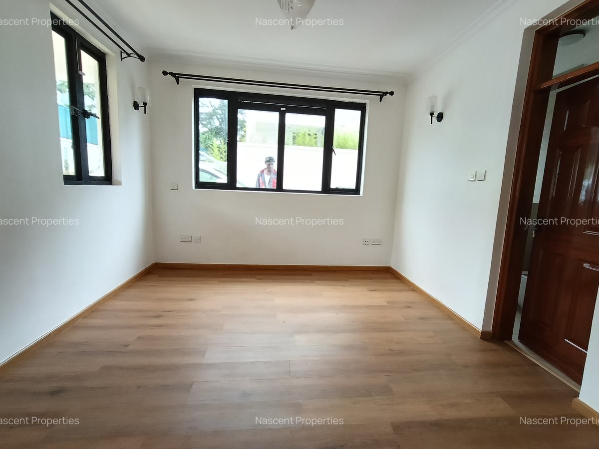 5 Bed House with En Suite in Kitisuru - 11