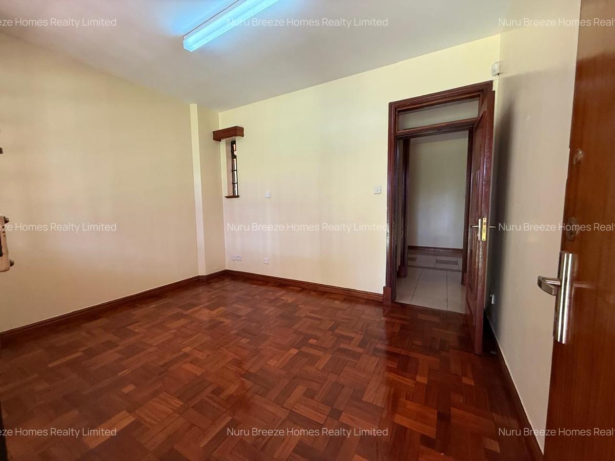 5 Bed House with En Suite in Nyari - 5