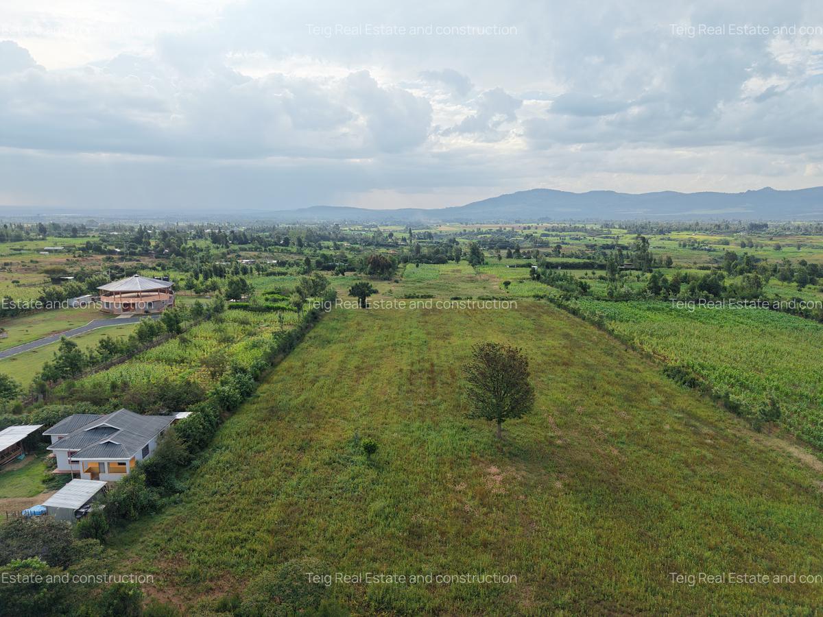 Land at Nanyuki - 1