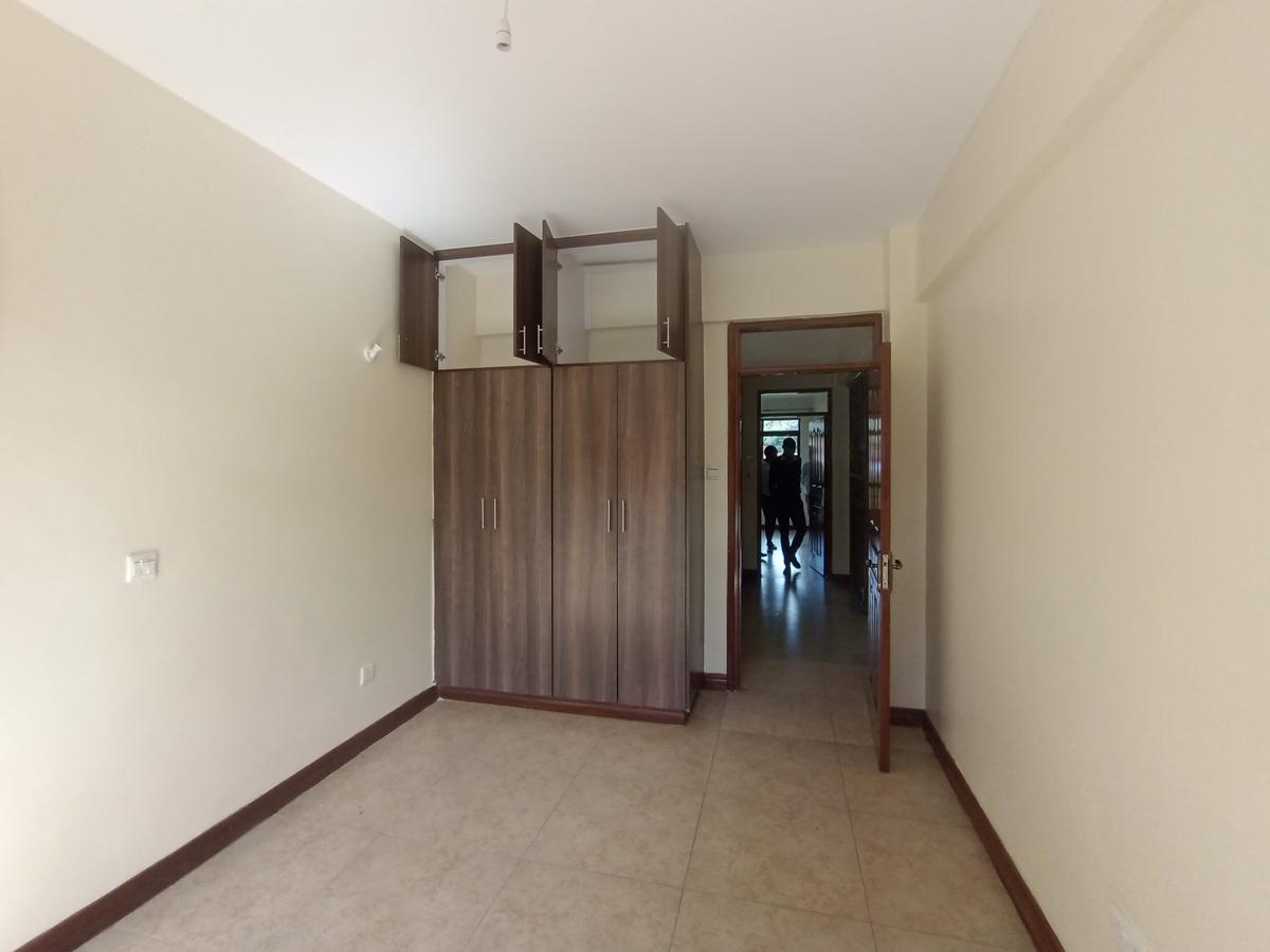 4 Bed Apartment with En Suite at Kilelesha Estate - 8