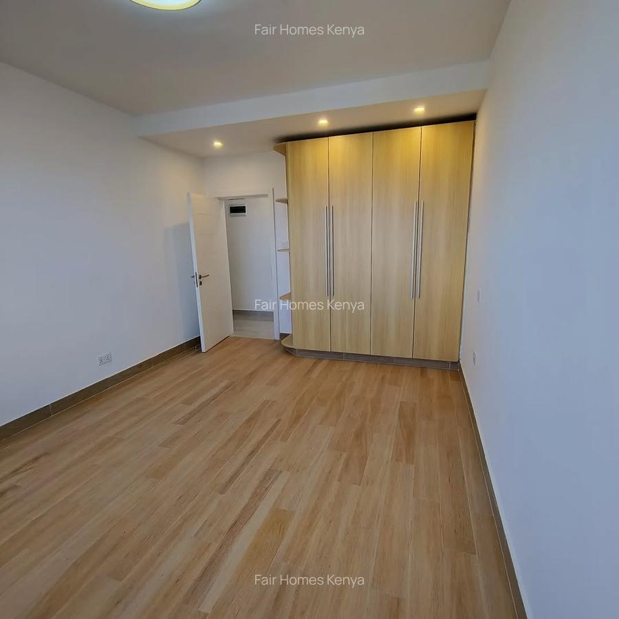 4 Bed Apartment with En Suite at Othaya Road - 7