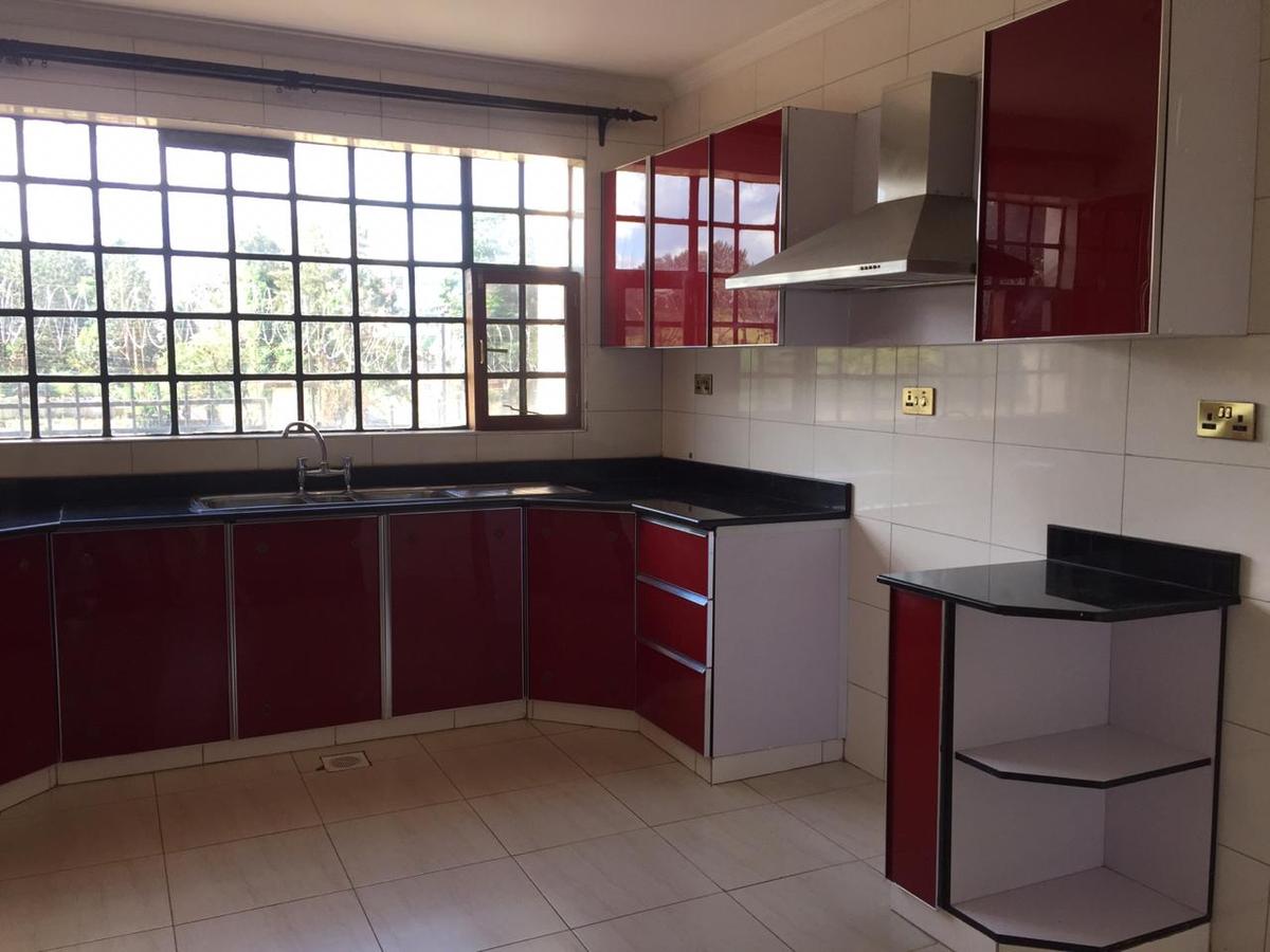 4 Bed Villa with En Suite in Kiambu Road - 17