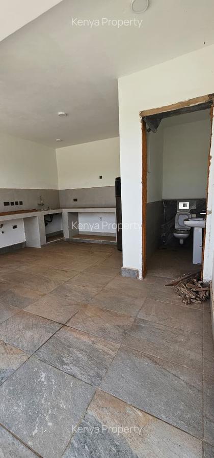 5 Bed Villa with En Suite at Apple Cross Road In Lavington. - 6