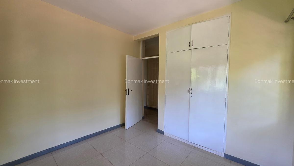 4 Bed House with En Suite at Kyuna Road - 16