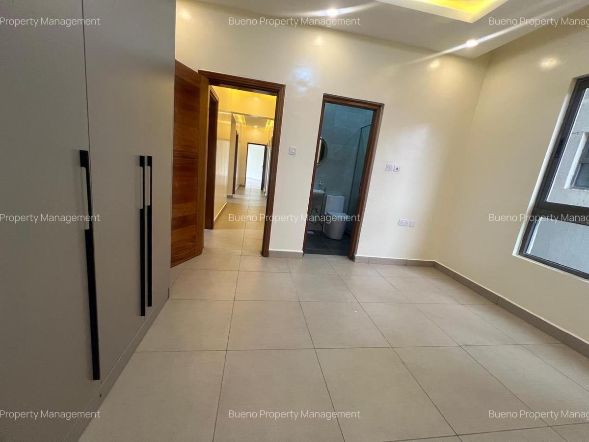 3 Bed Apartment with En Suite in Kilimani - 14