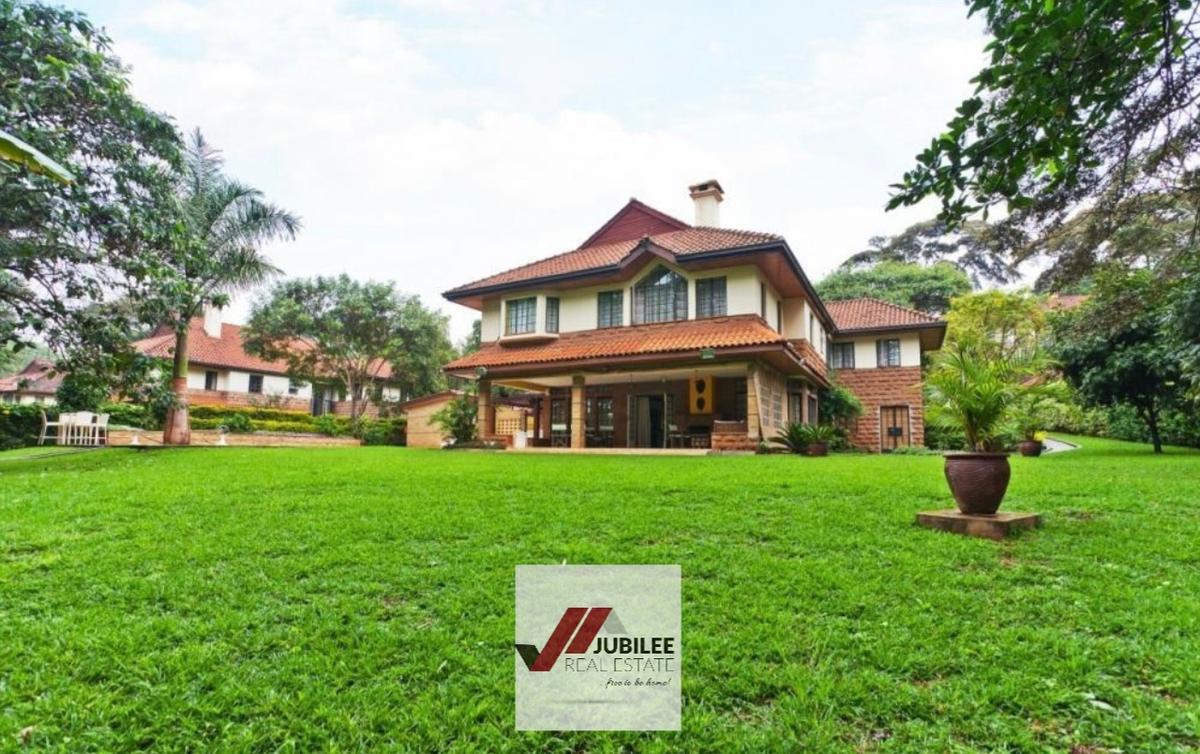 5 Bed Townhouse with En Suite in Rosslyn - 2