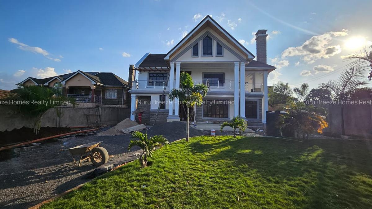 5 Bed Townhouse with En Suite in Kiambu Road - 11