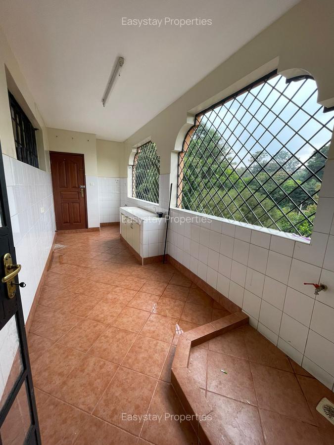3 Bed Apartment with En Suite in Westlands Area - 9