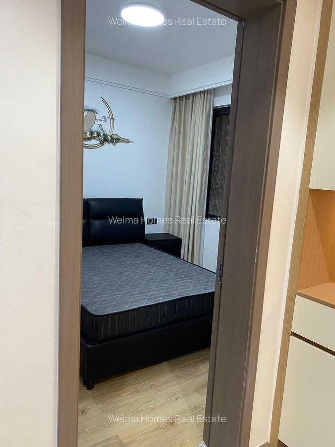 2 Bed Apartment with En Suite in Lavington - 10